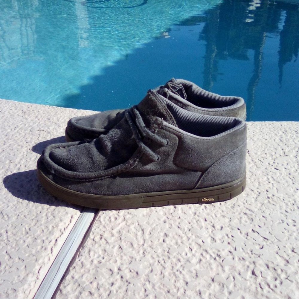 2011 IPath Cats Vibram Collection Grey Chukka Moccasin Men's Size 8.5 Rare